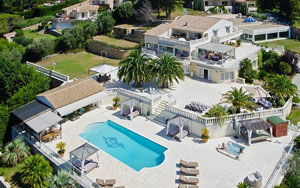 Villa sur terrain de 8 500 m² avec vue panoramique pour 15.900.000 €